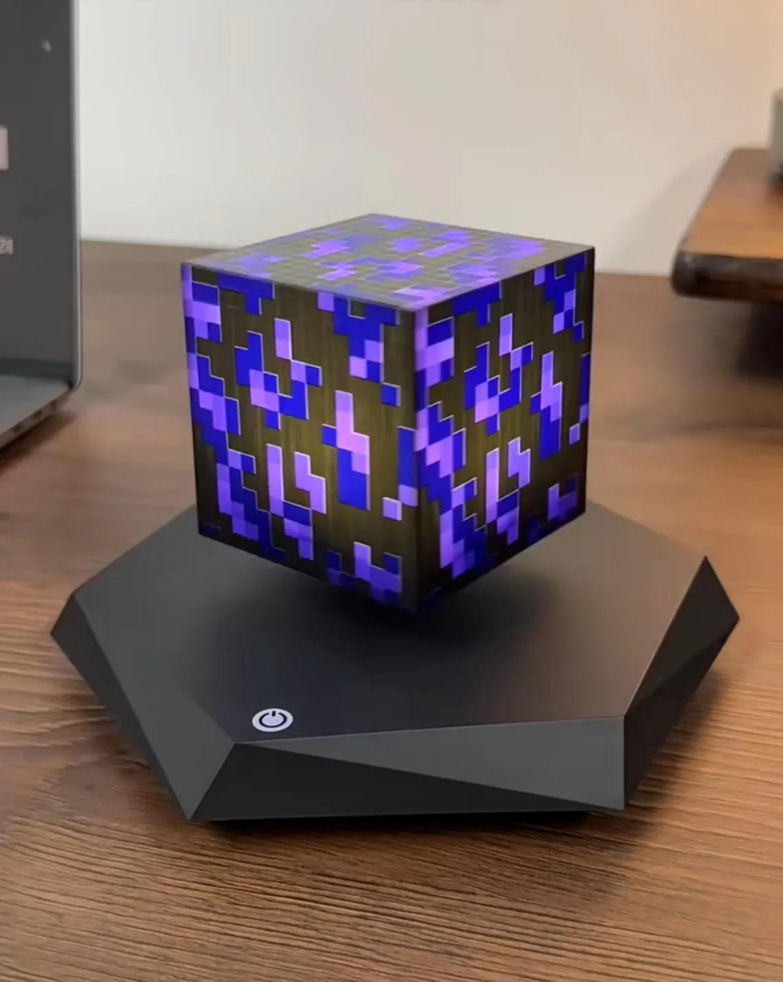 Levitating Minecraft Lamp